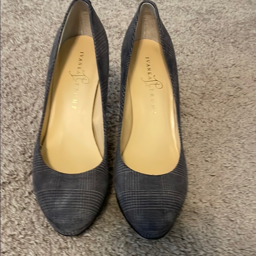 Ivanka Trump Gray Women's Shoes